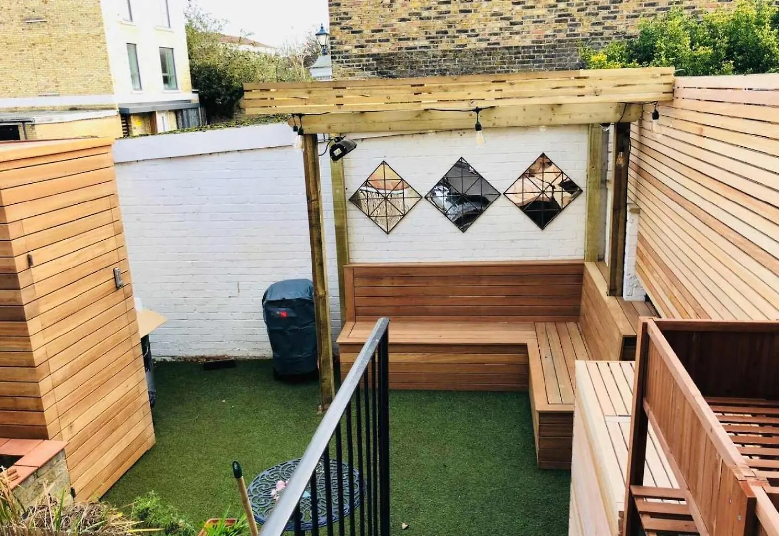 Newly Refurbished 4 Bedroom House In East London